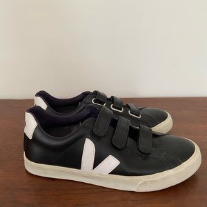 Veja Recife Logo Sneaker